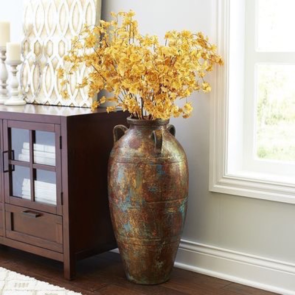 Антикварные напольные вазы - достойное украшение гостиной