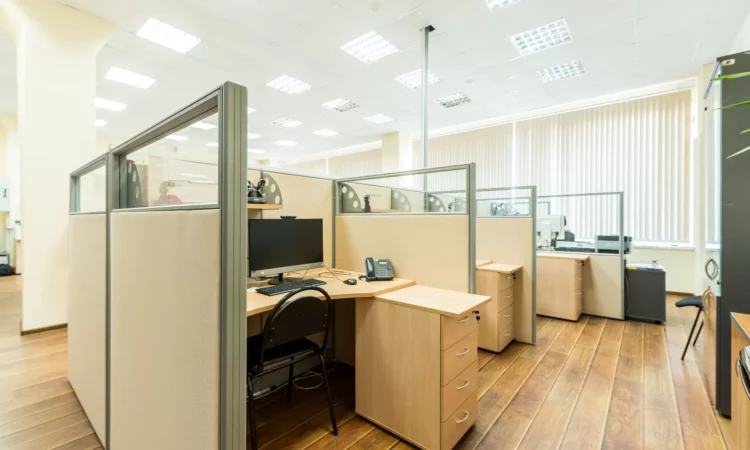 Инновационные технологии в офисных перегородках: как повысить эффективность рабочего пространства